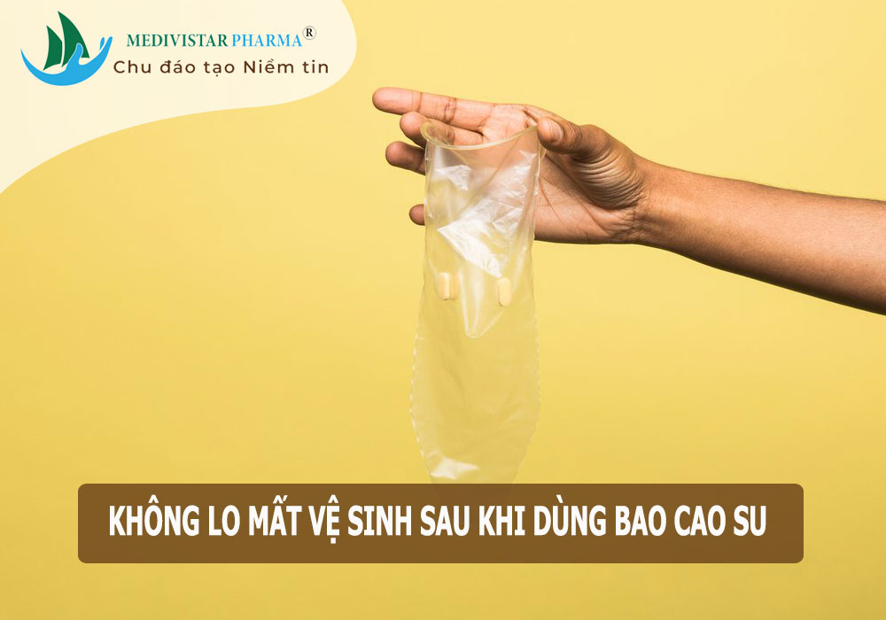 dung dịch vệ sinh nam có tác dụng làm sạch bã nhờn bao cao su